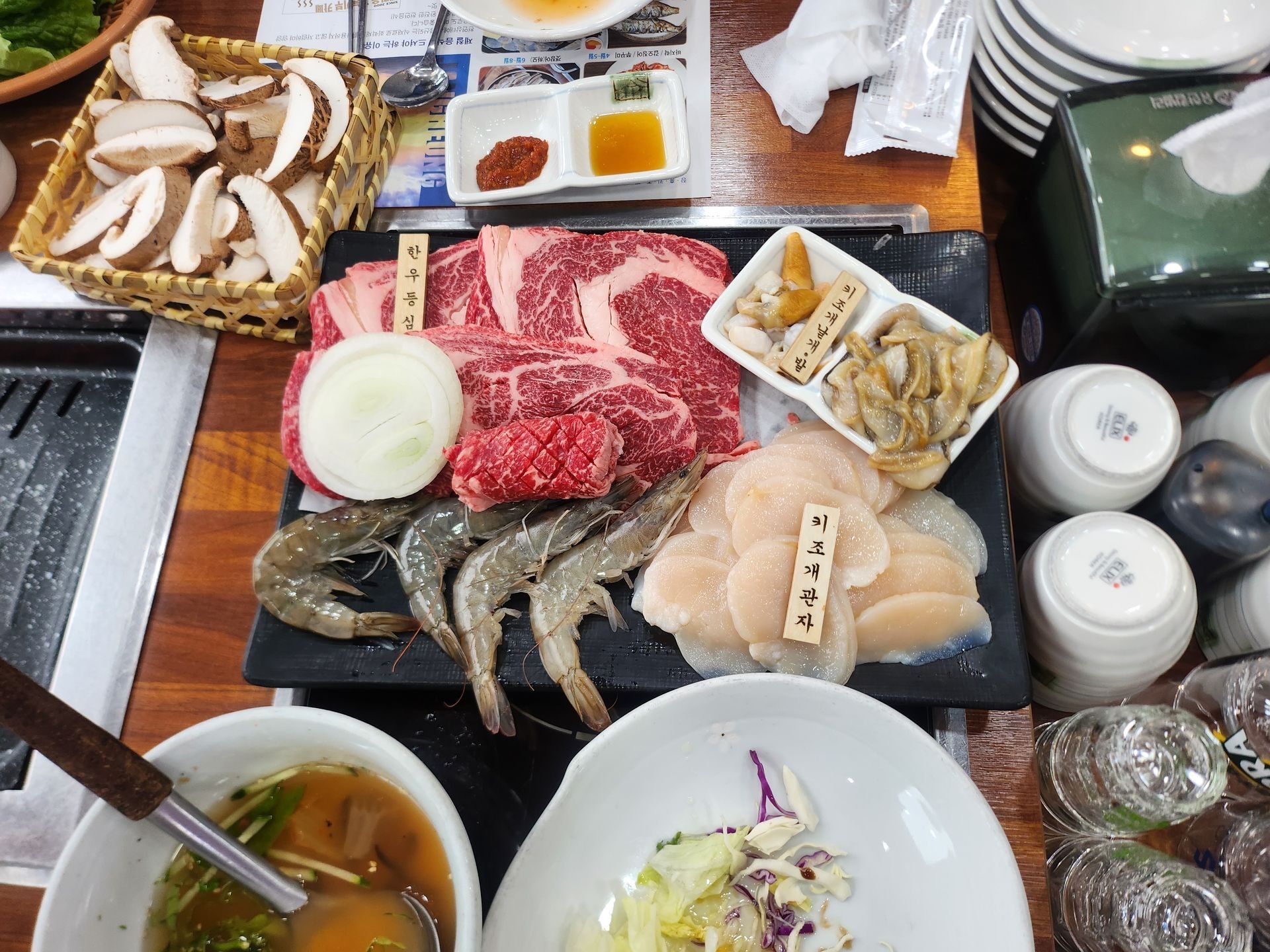 🌿 비 내리는 날, 더 깊어진 감성 여행  장흥 삼합 & 편백숲 힐링 코스 🍽️