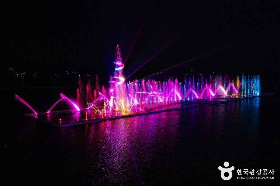 예당호 출렁다리