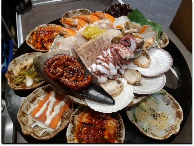 대왕해물문어보쌈 삼산점