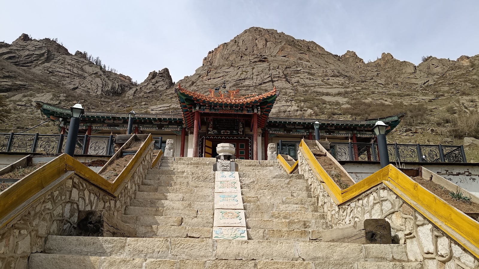 아리야발 사원 관광